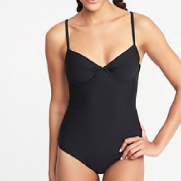 old navy black bathing suit